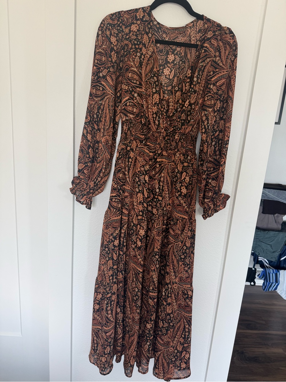 Mango Black and Rust Paisley V‑Neck Maxi Dress
